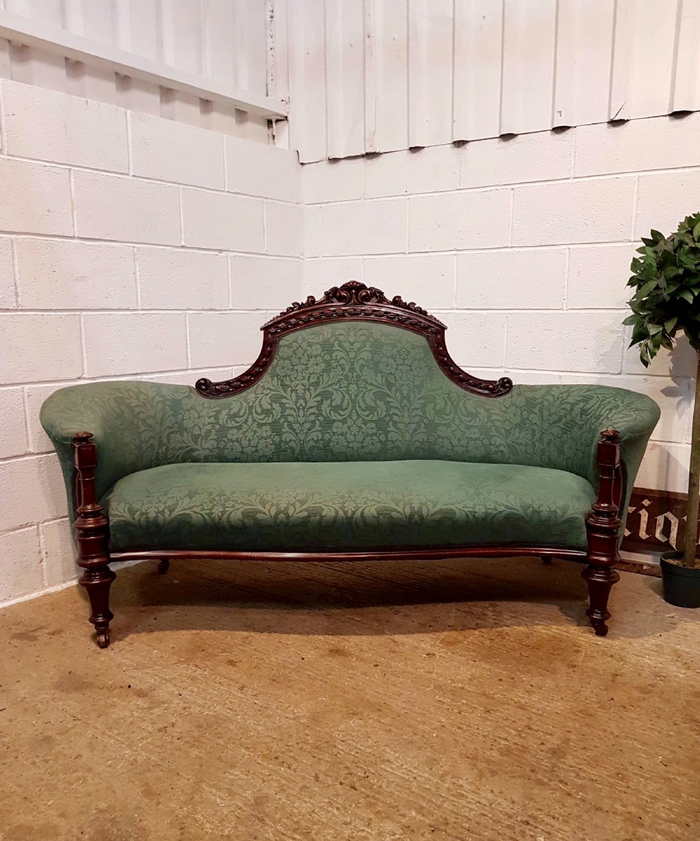 ANTIQUE VICTORIAN WALNUT FRAMED SOFA C1880