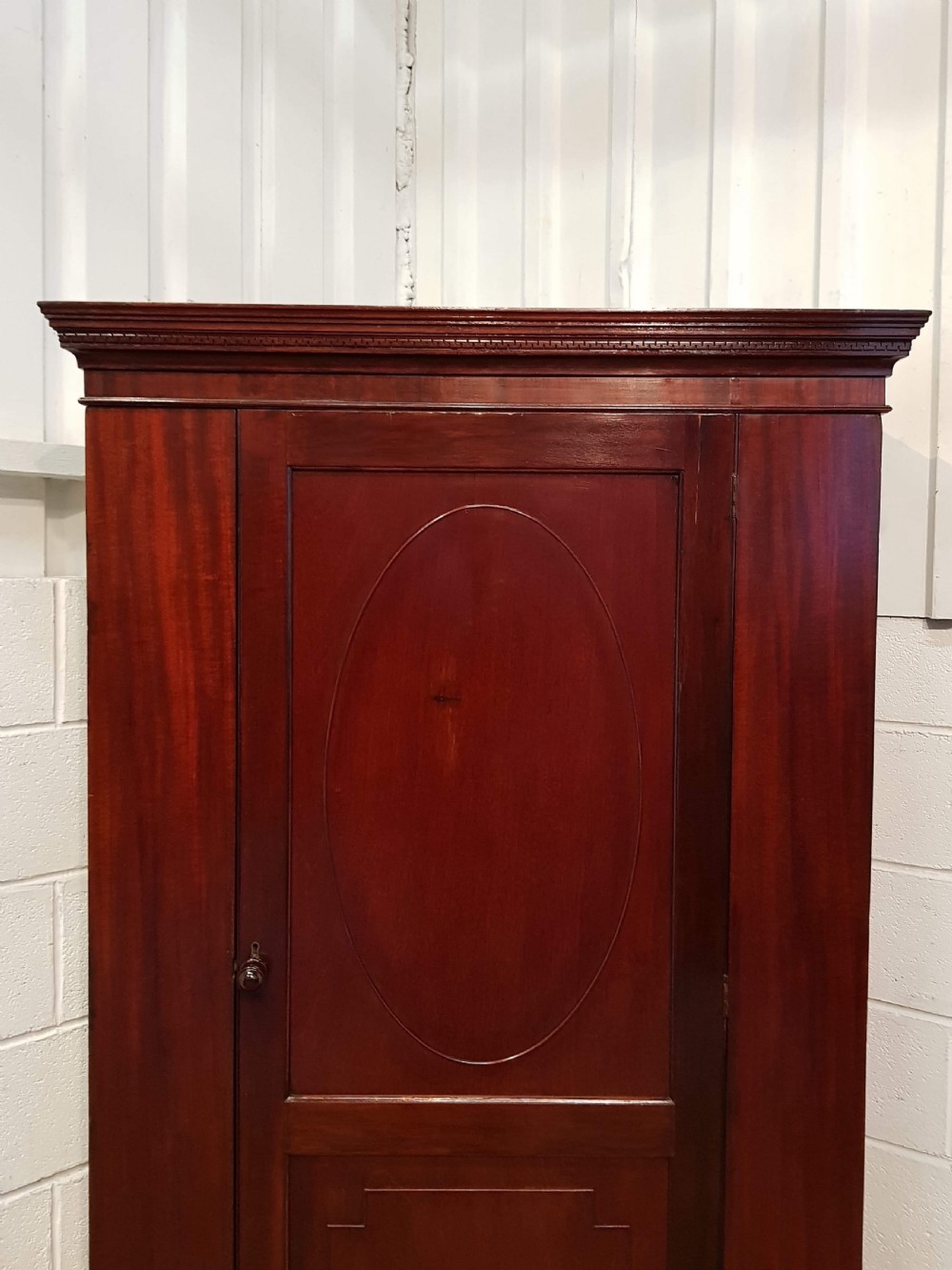 ANTIQUE EDWARDIAN MAHOGANY SINGLE WARDROBE c1900 View VI