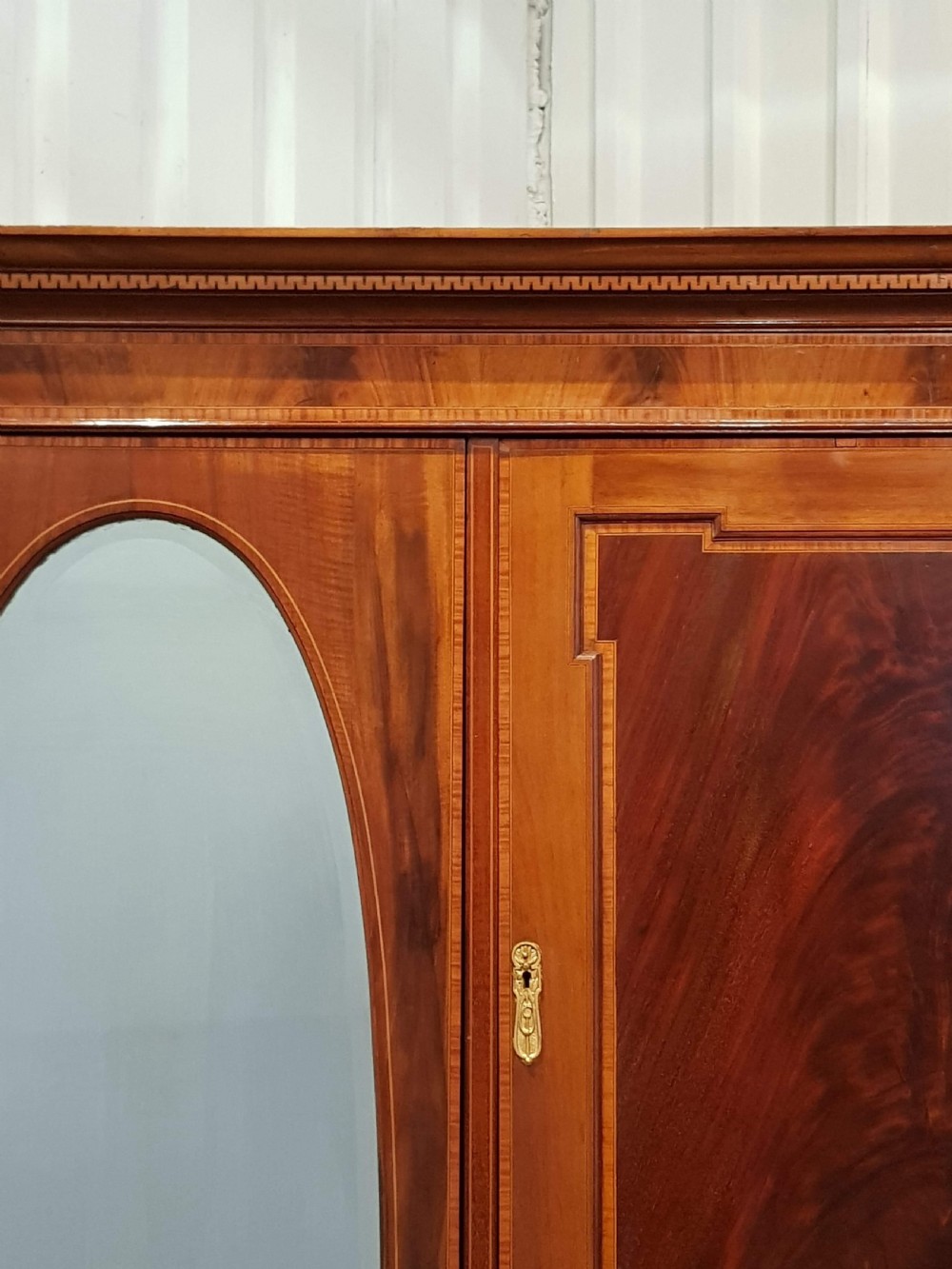 ANTIQUE EDWARDIAN MAHOGANY TRIPLE WARDROBE COMPACTUM C1900 View VI