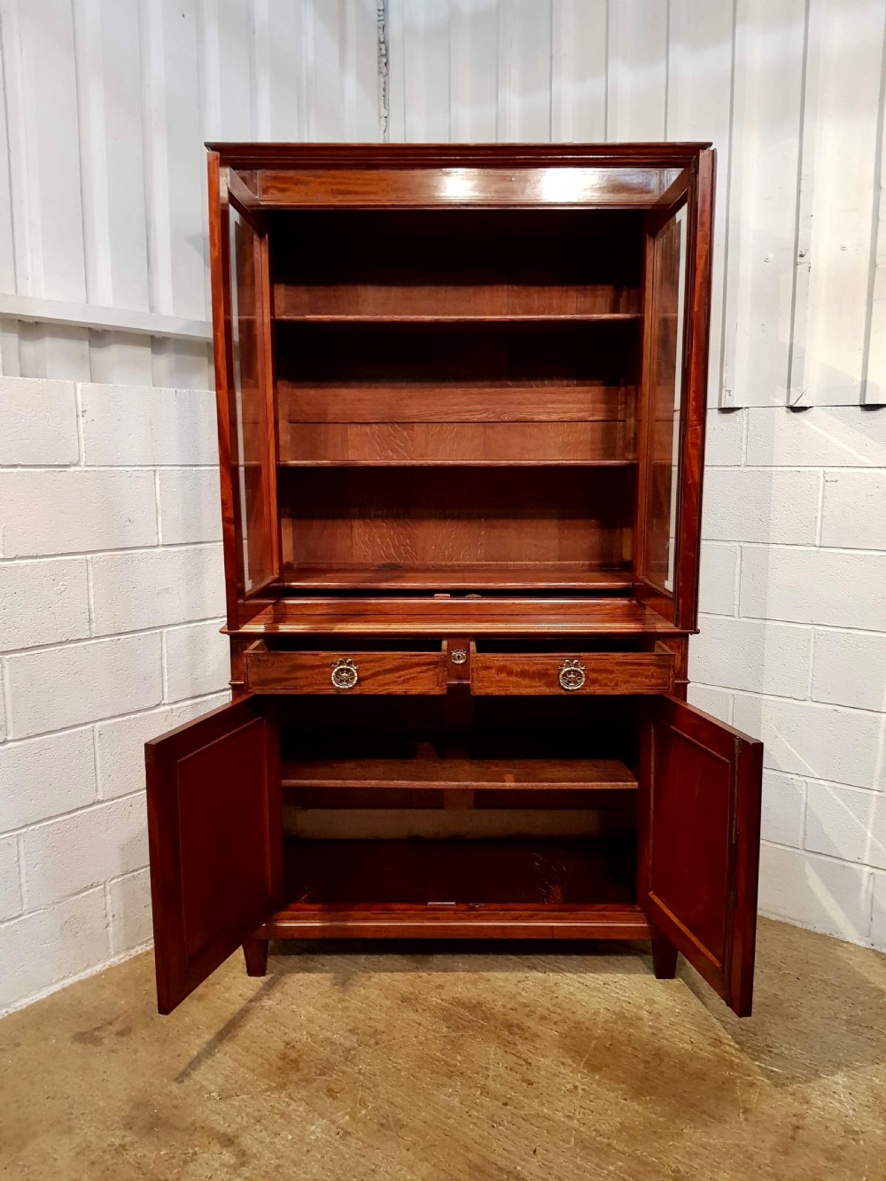 ANTIQUE  REGENCY QUALITY MAHOGANY BOOKCASE C1820 View V