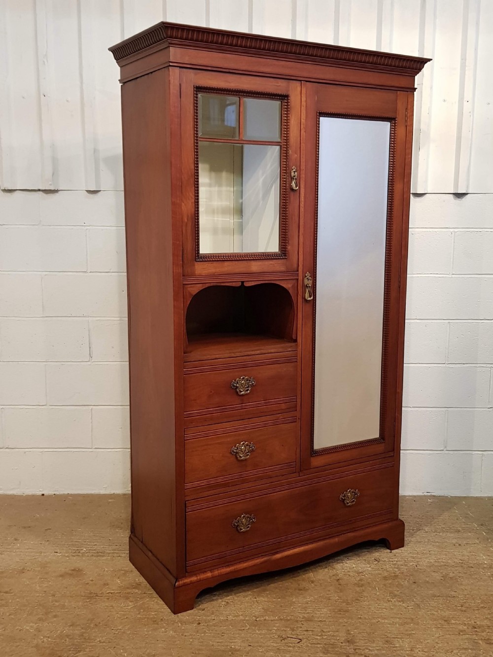 ANTIQUE EDWARDIAN WALNUT COMBINATION WARDROBE C1900 View VI