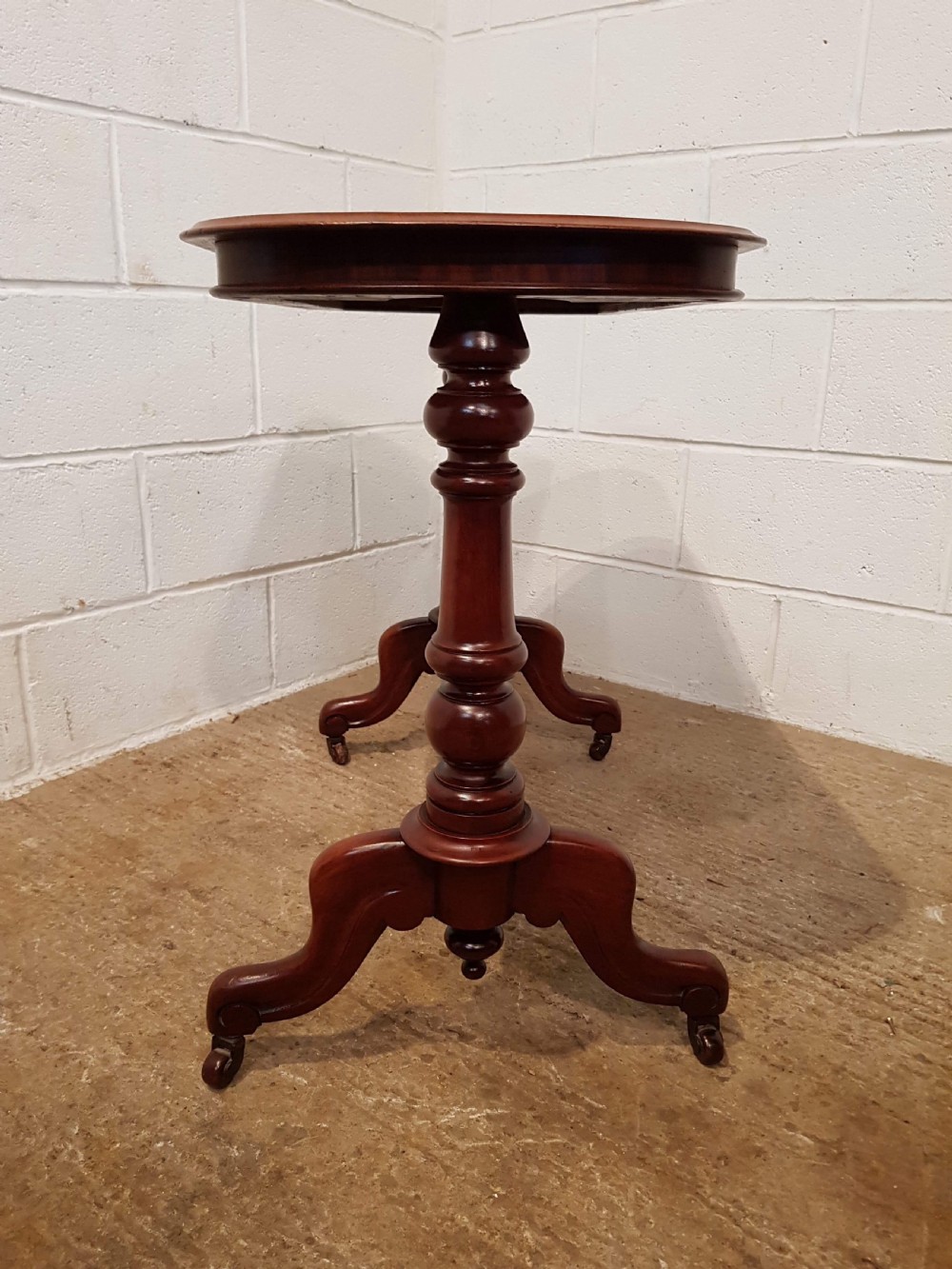 ANTIQUE VICTORIAN MAHOGANY ‘ D ‘ END SIDE TABLE C1880 View II