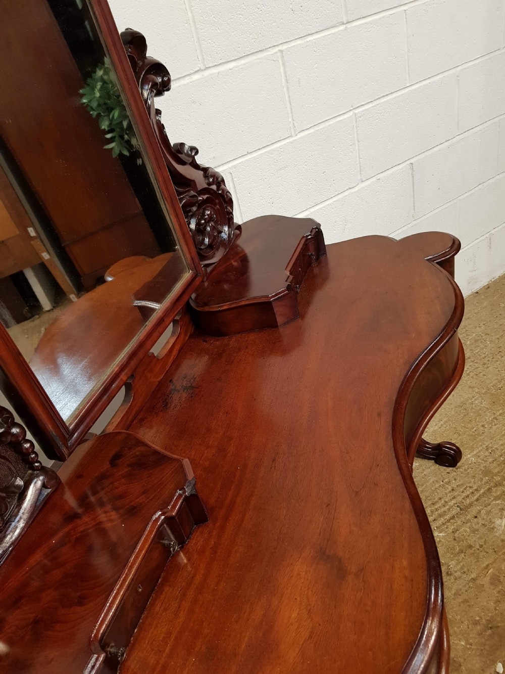 ANTIQUE WILLIAM 1V MAHOGANY DRESSING TABLE c1830 View V