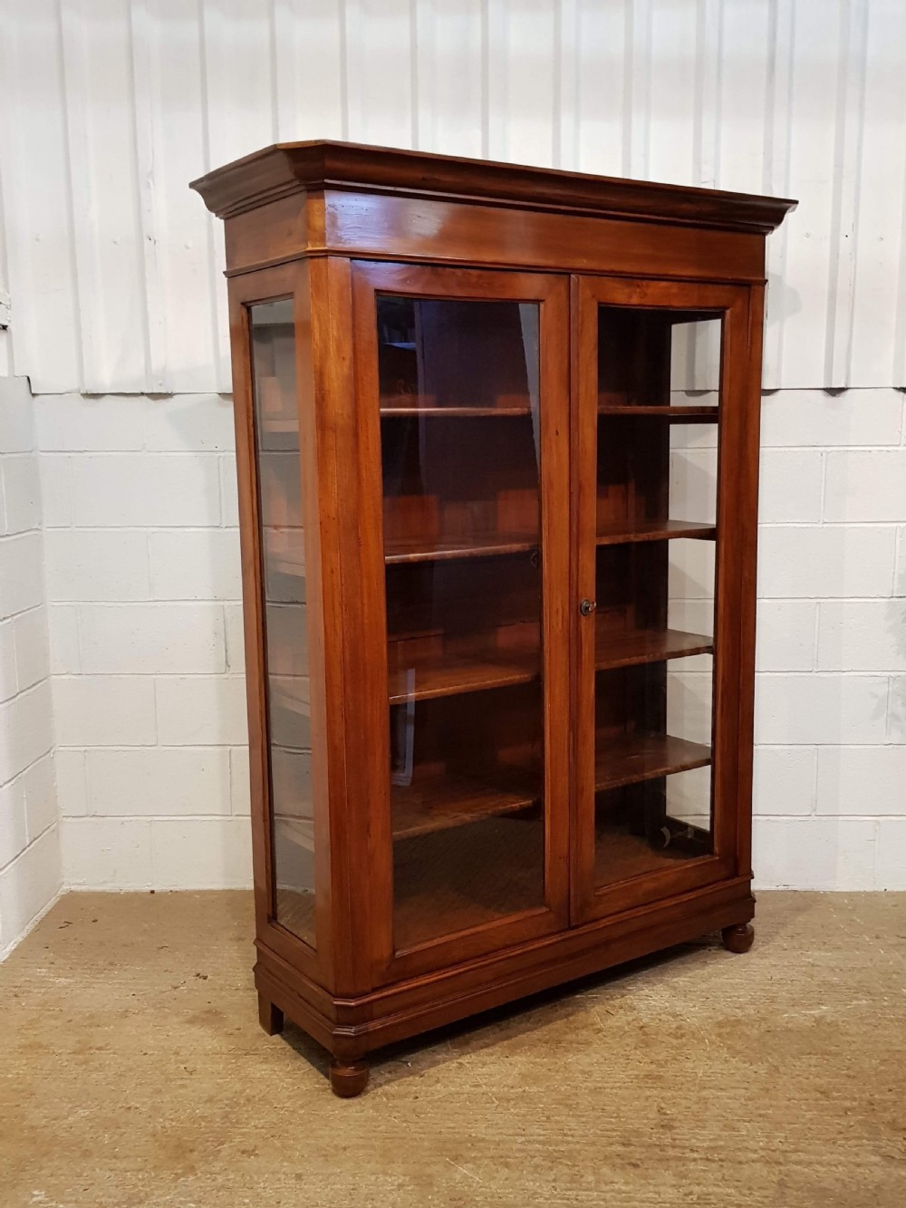 ANTIQUE 19TH CENTURY FRENCH WALNUT GLAZED BOOKCASE C1880 View II