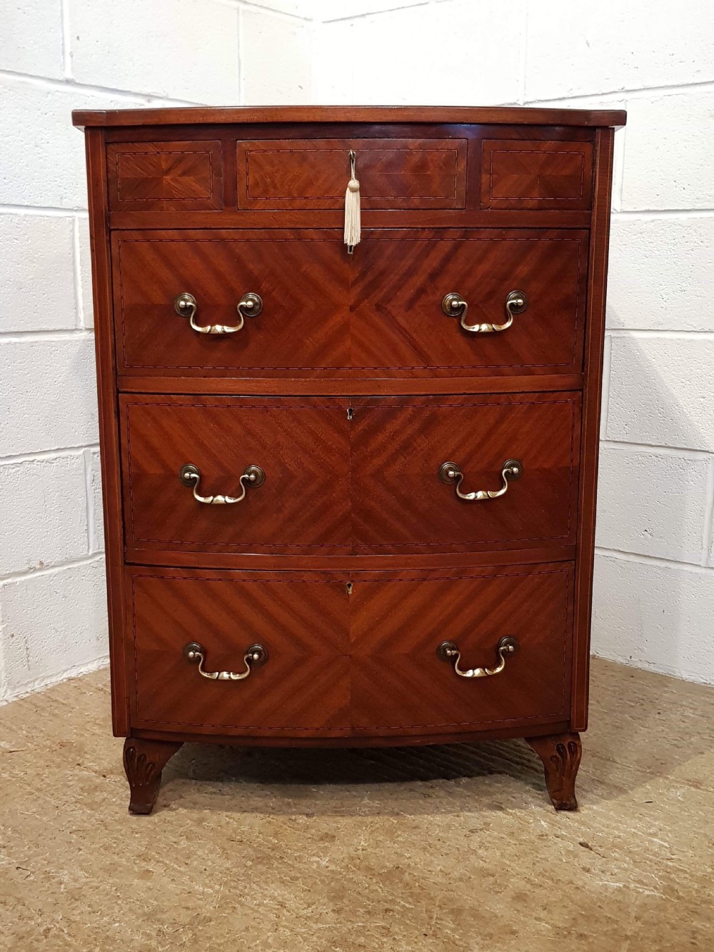 ANTIQUE EDWARDIAN MAHOGANY NARROW BOW FRONT CHEST OF DRAWERS C1900 View V