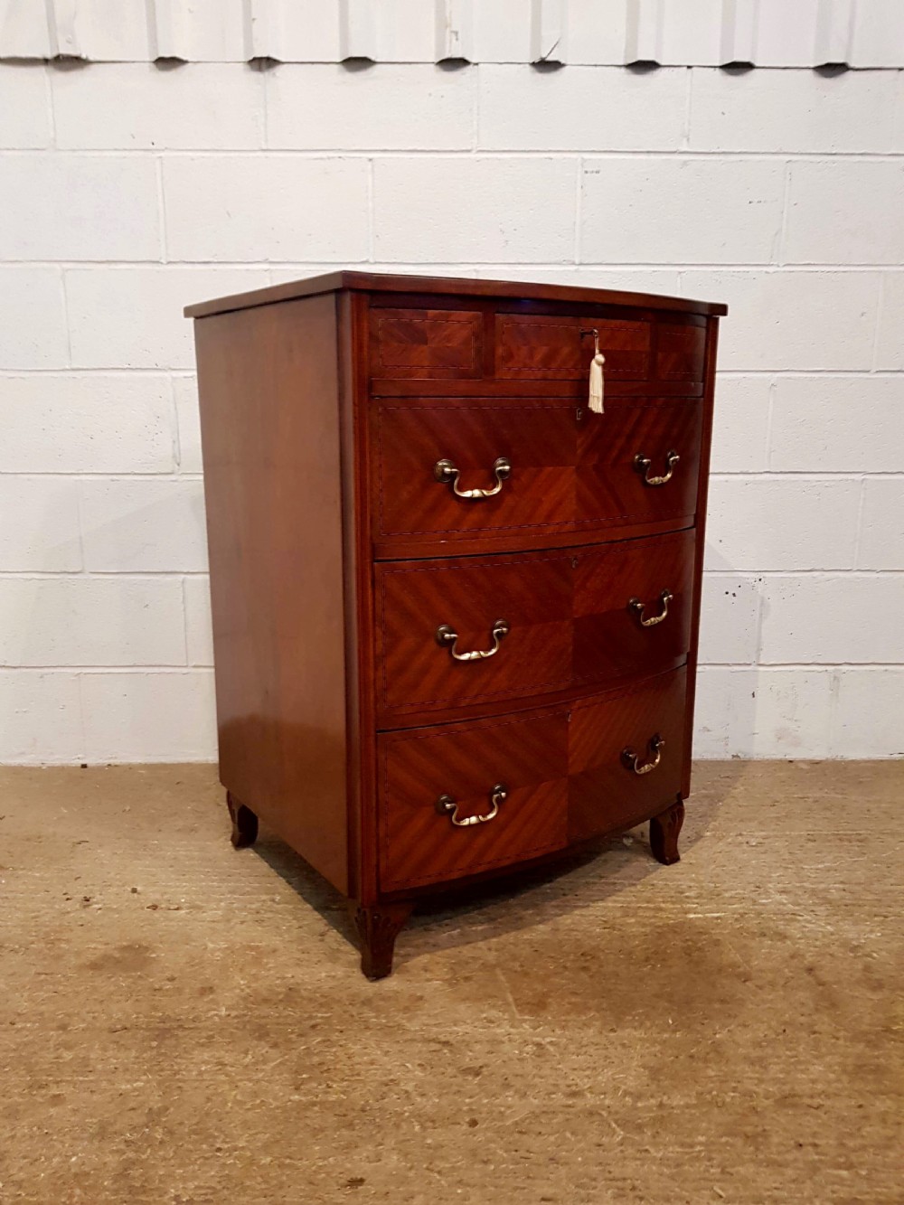 ANTIQUE EDWARDIAN MAHOGANY NARROW BOW FRONT CHEST OF DRAWERS C1900 View VI