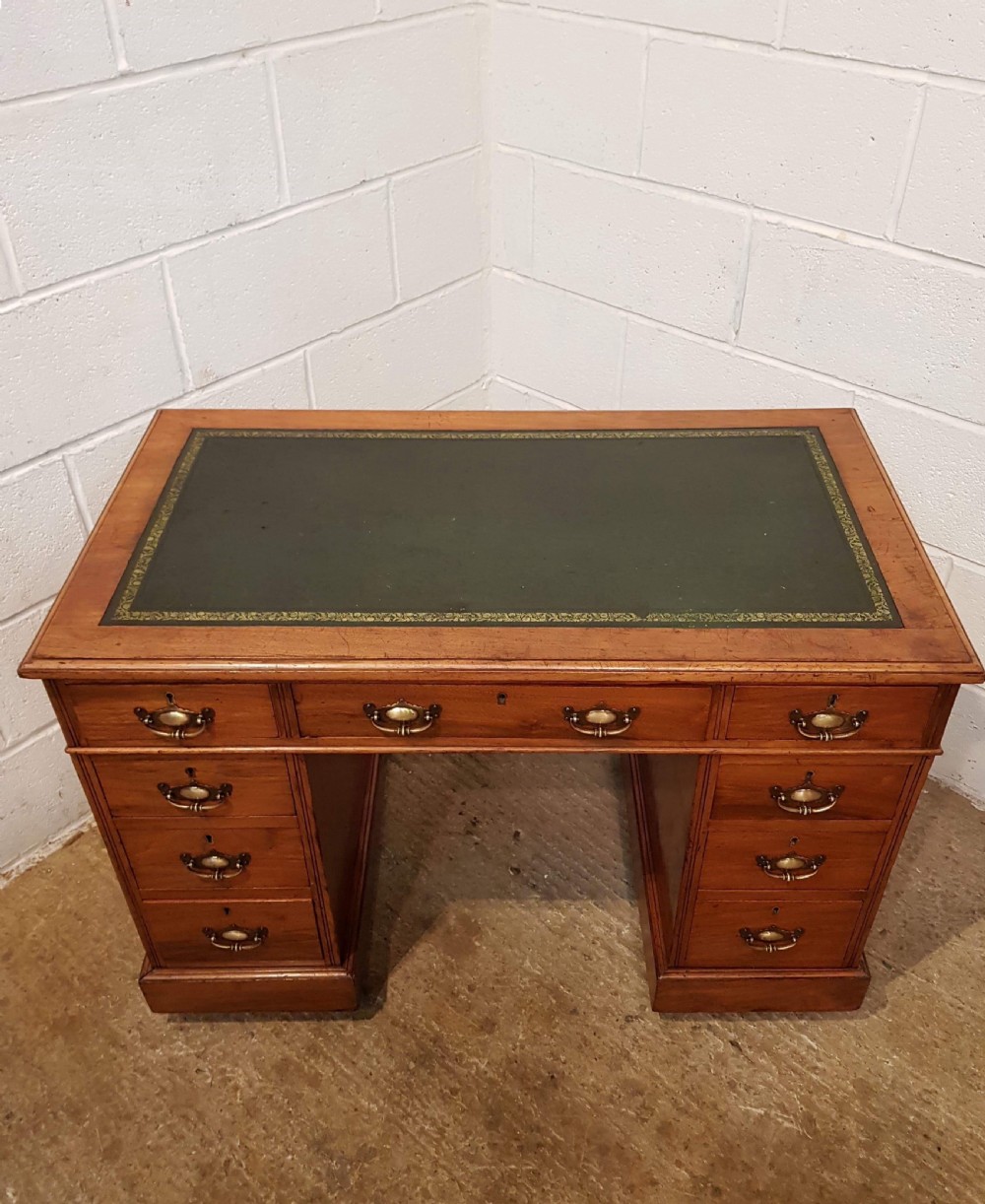ANTIQUE VICTORIAN WALNUT TWIN PEDASTAL DESK C1880 View II