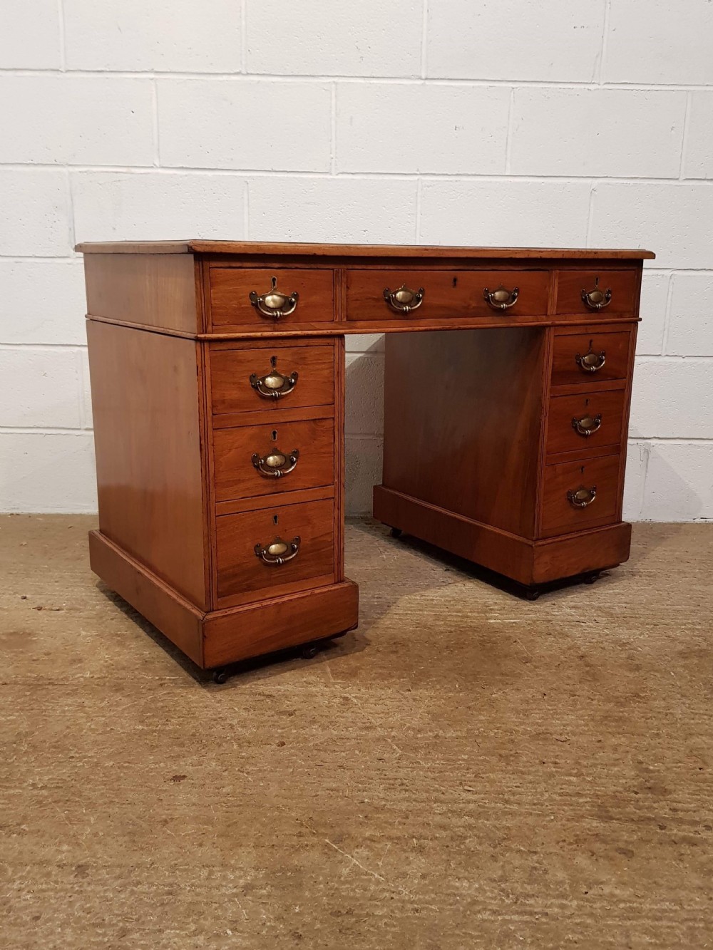 ANTIQUE VICTORIAN WALNUT TWIN PEDASTAL DESK C1880 View VI