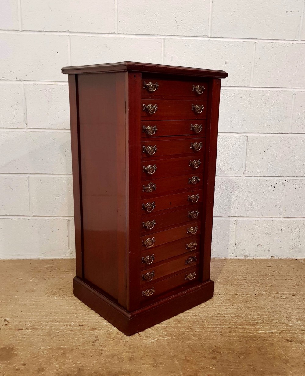 ANTIQUE LATE VICTORIAN MAHOGANY WELLINGTON CHEST OF DRAWERS C1890 View IV