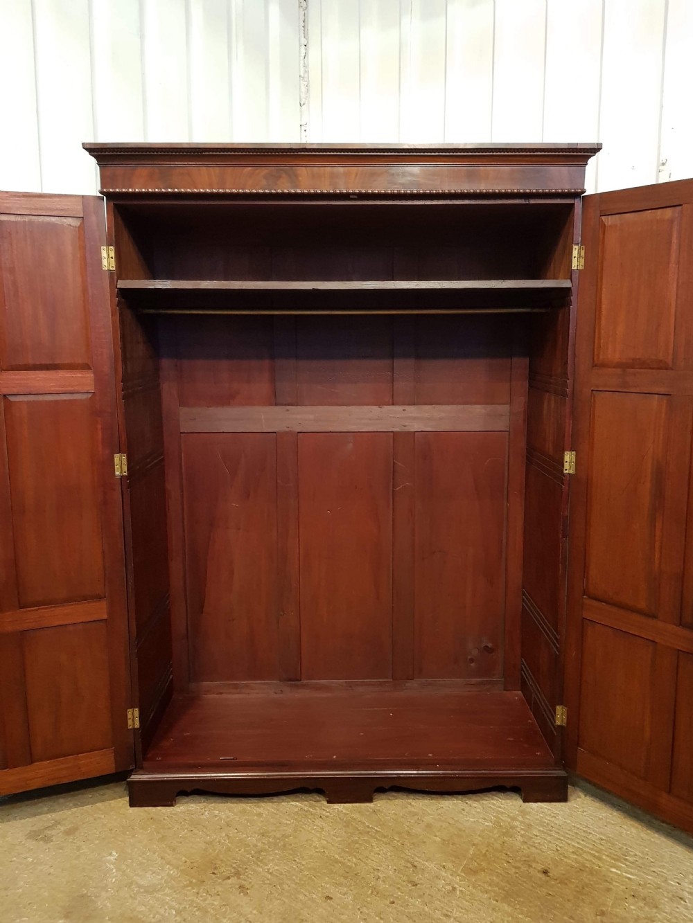 ANTIQUE LATE VICTORIAN MAHOGANY PANELLED DOUBLE WARDROBE C1890 View II