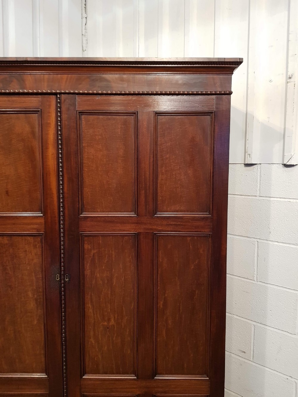 ANTIQUE LATE VICTORIAN MAHOGANY PANELLED DOUBLE WARDROBE C1890 View III