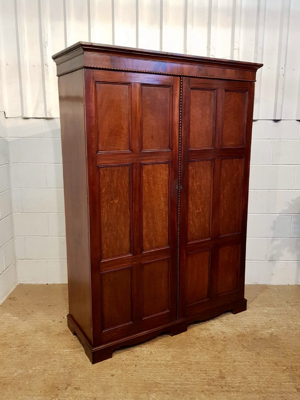 ANTIQUE LATE VICTORIAN MAHOGANY PANELLED DOUBLE WARDROBE C1890 View IV