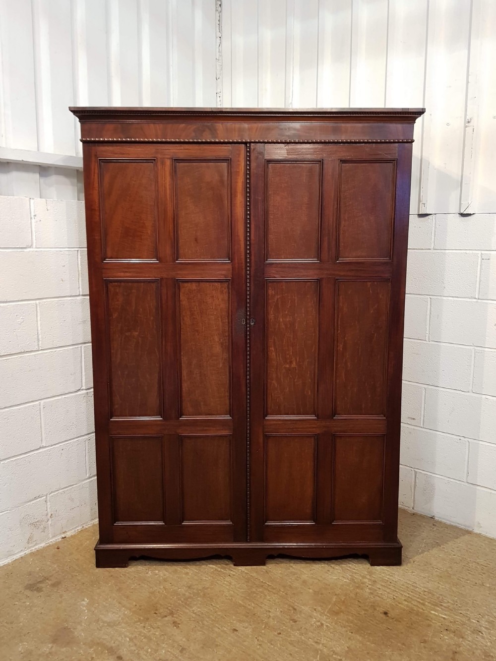 ANTIQUE LATE VICTORIAN MAHOGANY PANELLED DOUBLE WARDROBE C1890 View V
