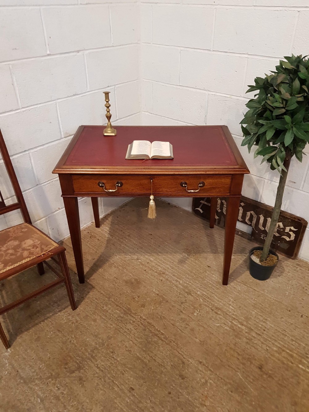 ANTIQUE EDWARDIAN MAHOGANY WRITING TABLE C1900