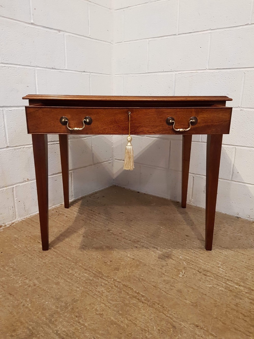ANTIQUE EDWARDIAN MAHOGANY WRITING TABLE C1900 View IV