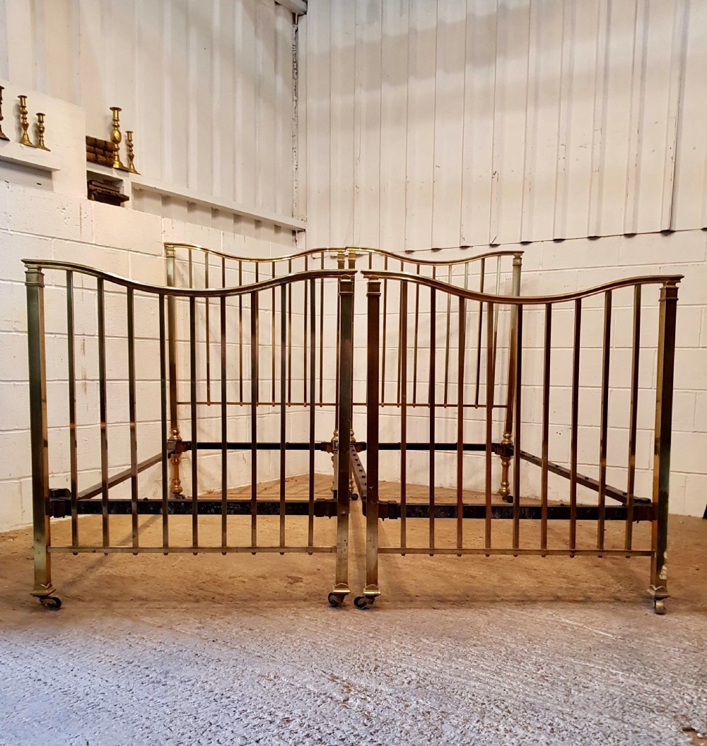 ANTIQUE VICTORIAN PAIR OF BRASS SINGLE BEDS C1880 View VII