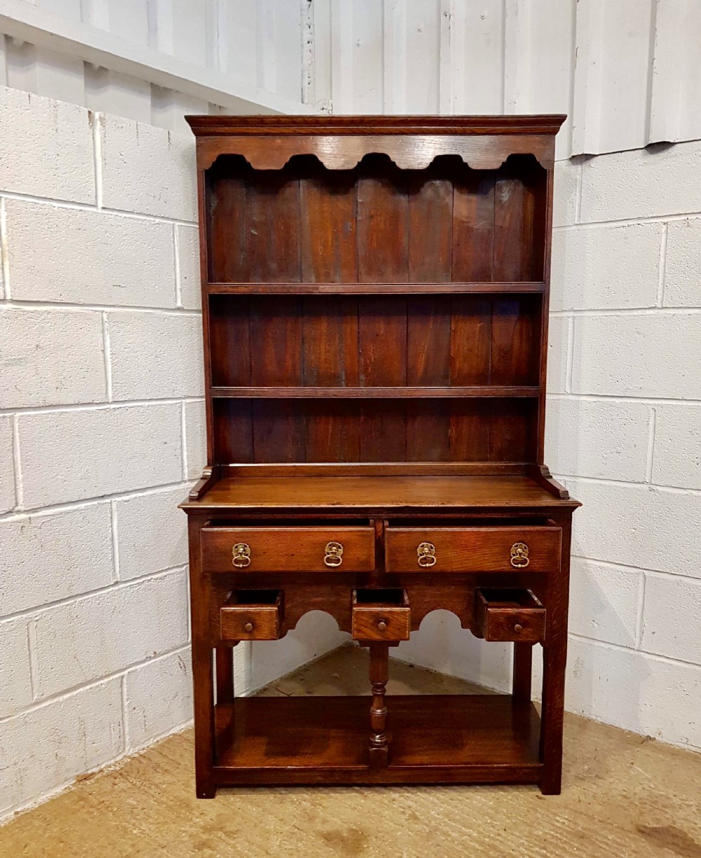 ANTIQUE SMALL DWARF JOINED OAK DRESSER C1920 View V
