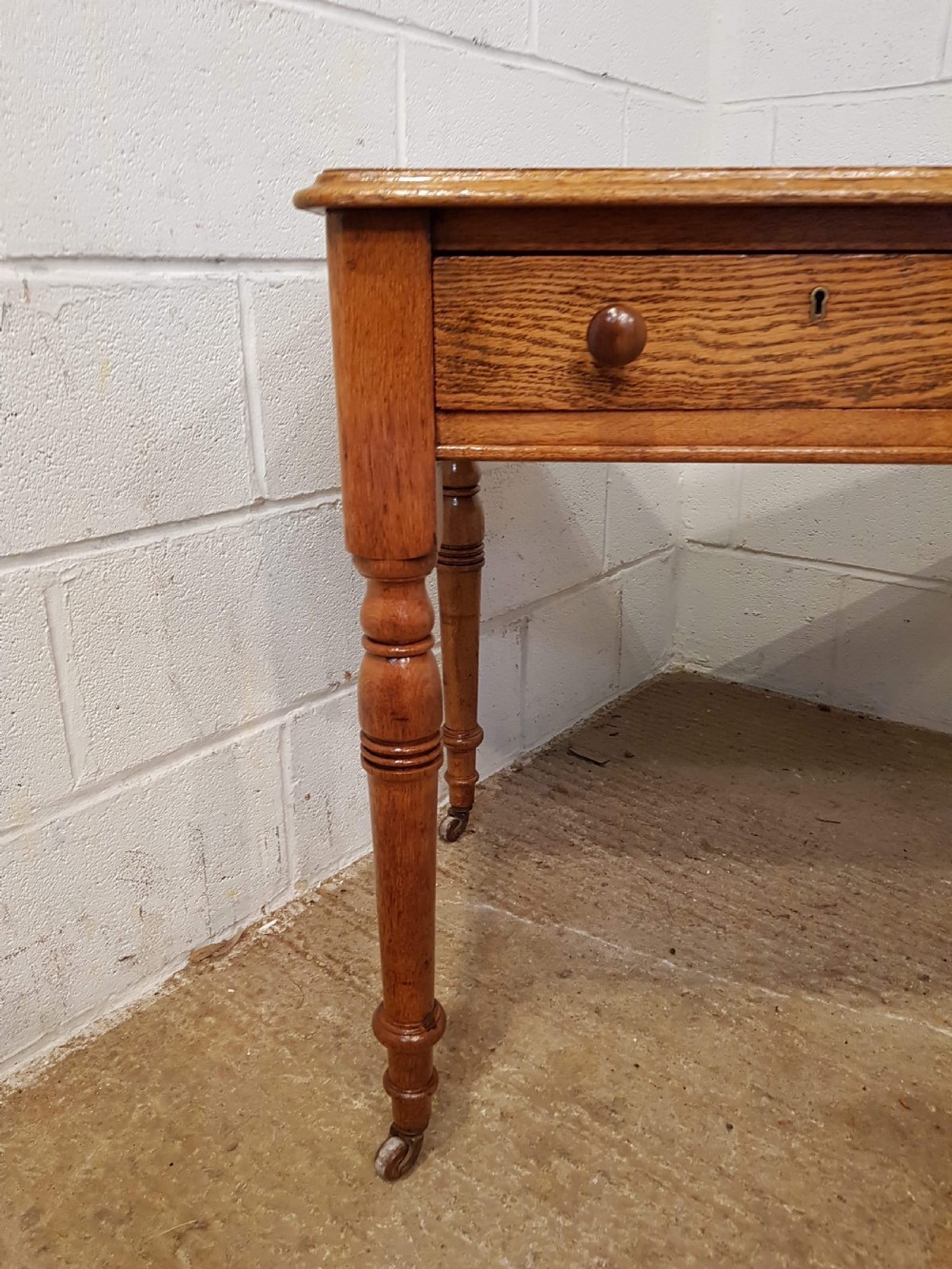 ANTIQUE VICTORIAN OAK LEATHER TOPPED WRITING TABLE C1880 View III