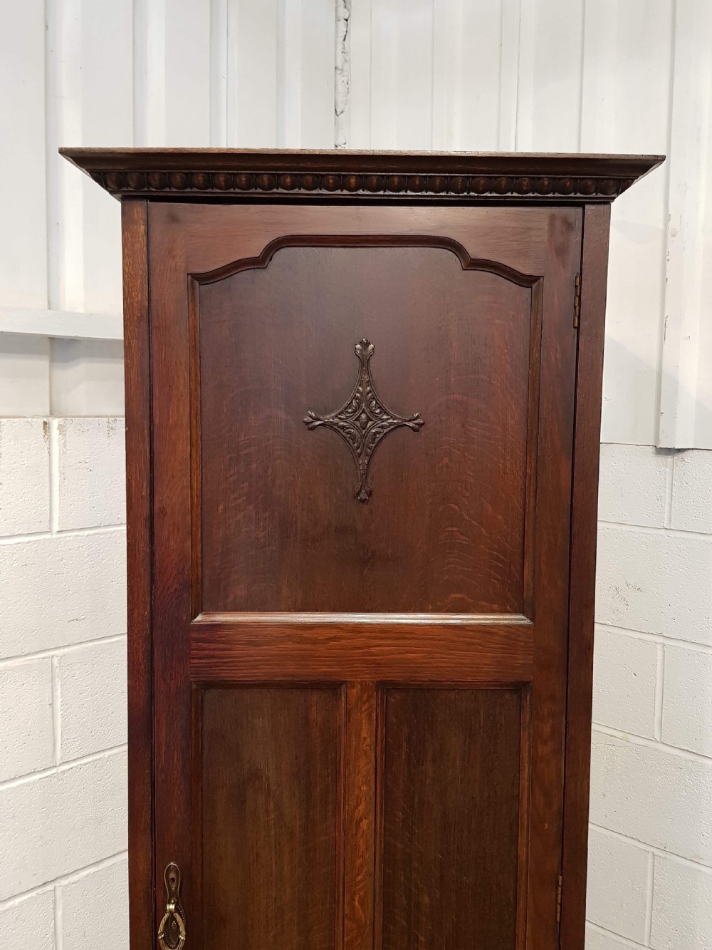 ANTIQUE EDWARDIAN OAK HALL ROBE C1900 View III