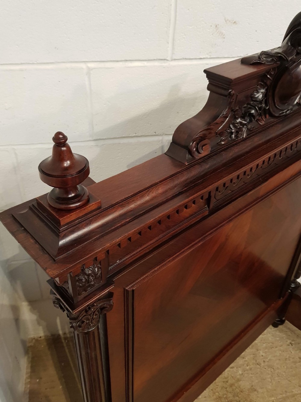 ANTIQUE 19TH CENTURY FRENCH MAHOGANY SINGLE BED C1880 View III