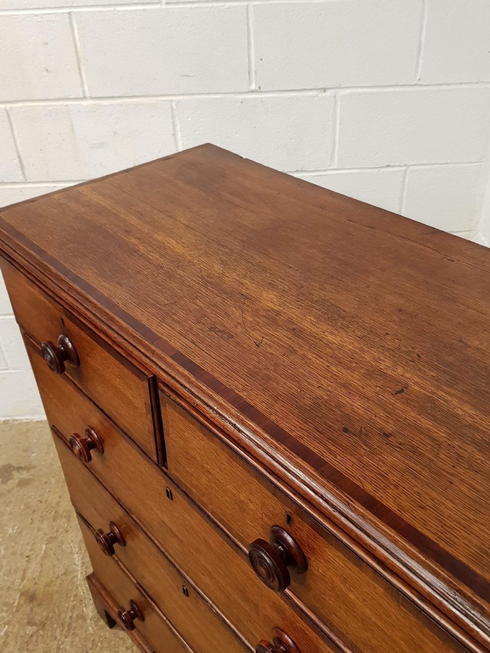 ANTIQUE 18TH CENTURY PERIOD OAK & MAHOGANY CHEST OF DRAWERS C1780 View V