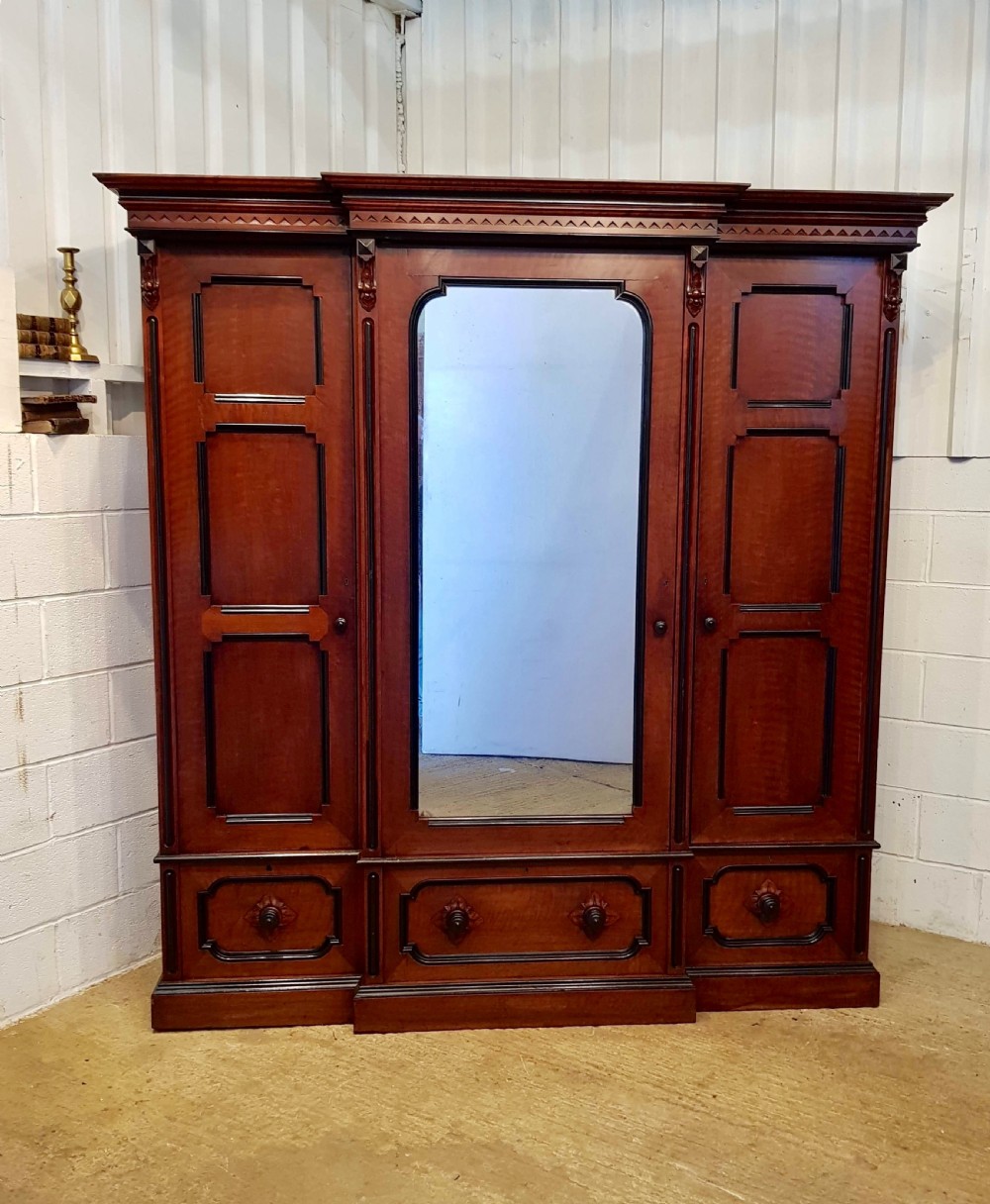 ANTIQUE AESTHETIC MAHOGANY & EBONY TRIPLE BREAKFRONT WARDROBE COMPACTUM C1890 View VI