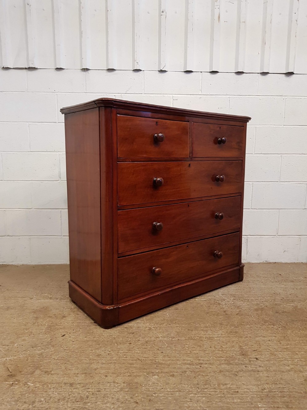 ANTIQUE VICTORIAN WALNUT CHEST OF DRAWERS C1880 View III