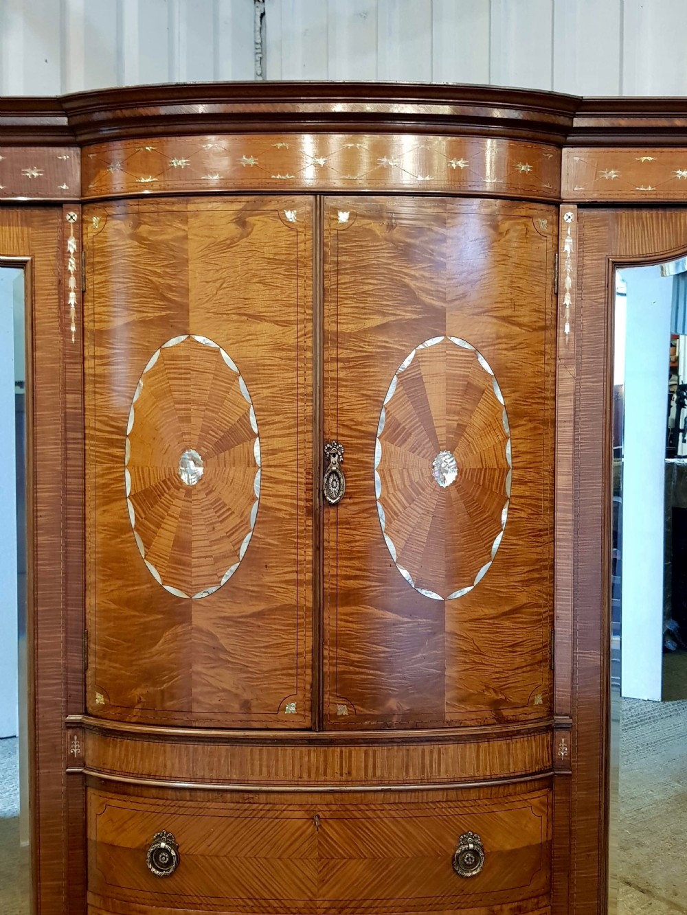 ANTIQUE EDWARDIAN INLAID SATIN WALNUT BOWED BREAKFRONT TRIPLE WARDROBE C1900 View VII