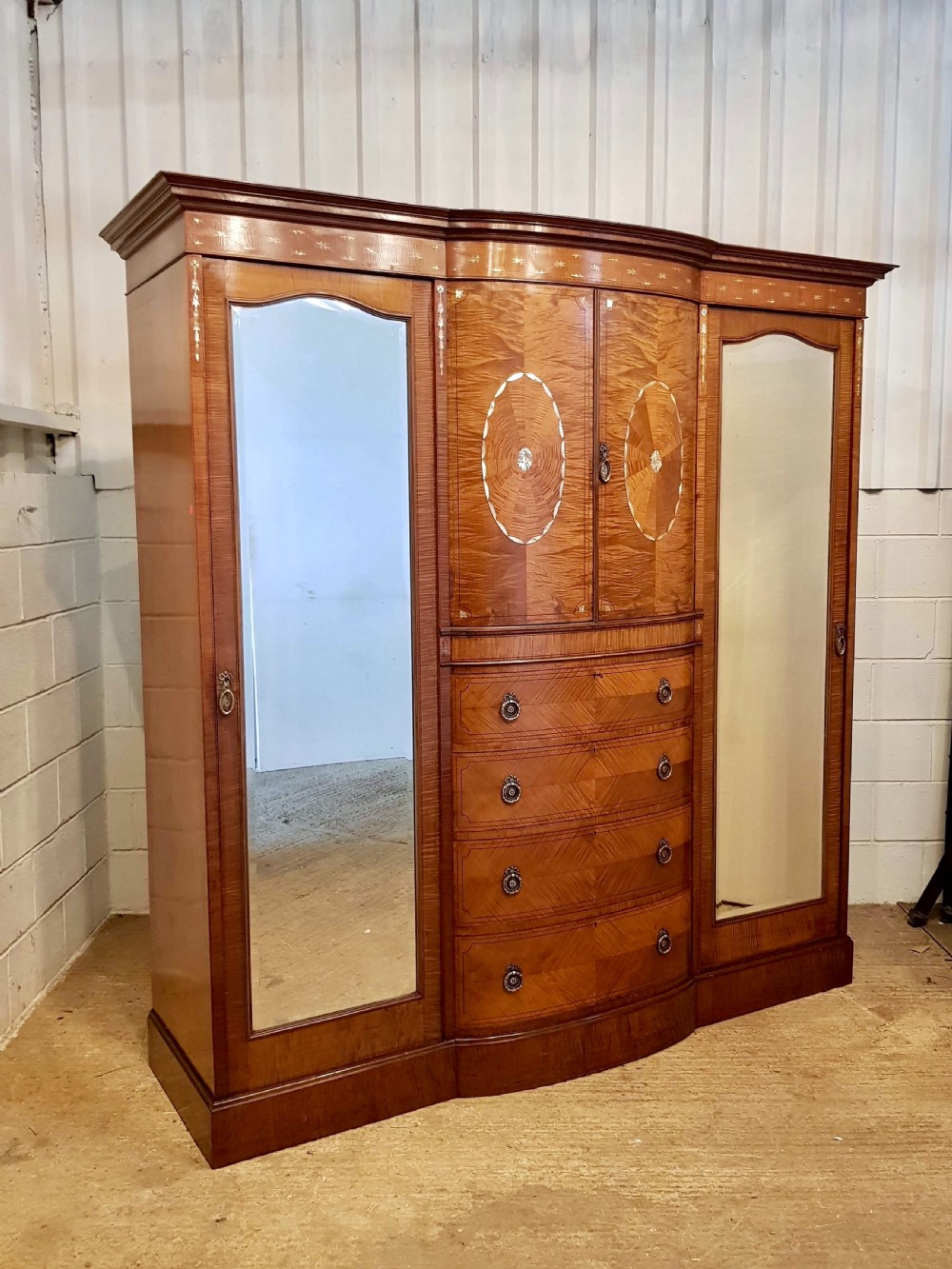 ANTIQUE EDWARDIAN INLAID SATIN WALNUT BOWED BREAKFRONT TRIPLE WARDROBE C1900 View VIII