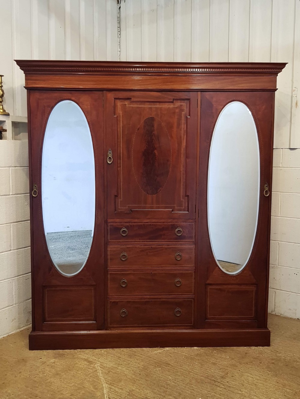 ANTIQUE EDWARDIAN INLAID MAHOGANY TRIPLE WARDROBE COMPACTUM C1900 View II
