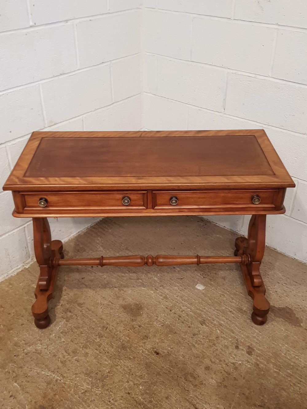ANTIQUE VICTORIAN SATIN BIRCH LEATHER TOPPED WRITING TABLE C1880 View IV
