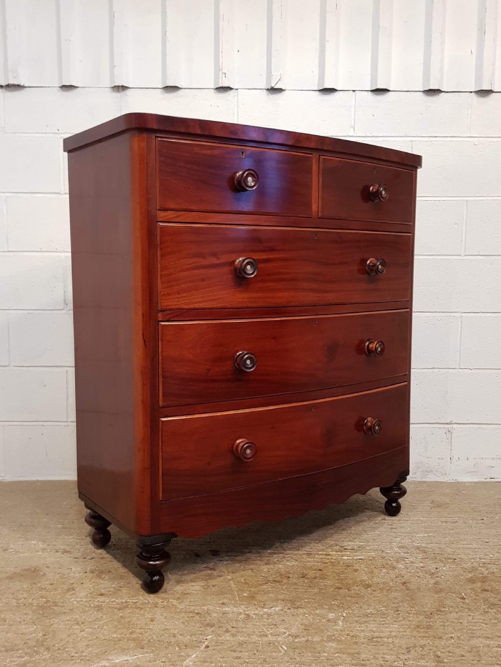 ANTIQUE VICTORIAN MAHOGANY BOW FRONT CHEST OF DRAWERS C1880 View VI