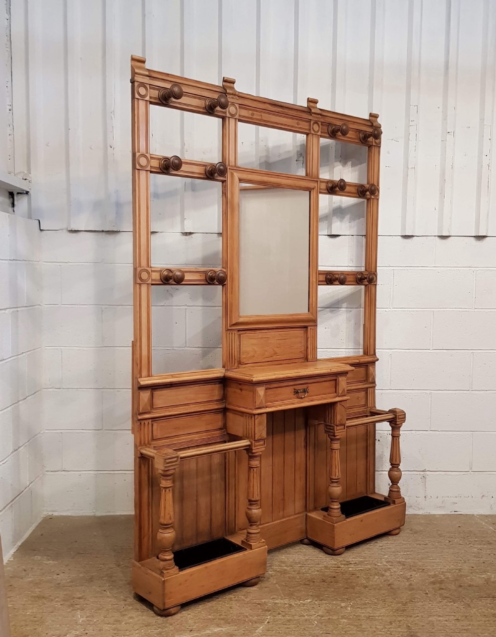 EXCELLENT LARGE VICTORIAN PINE AND WALNUT HALLSTAND C1880 View II