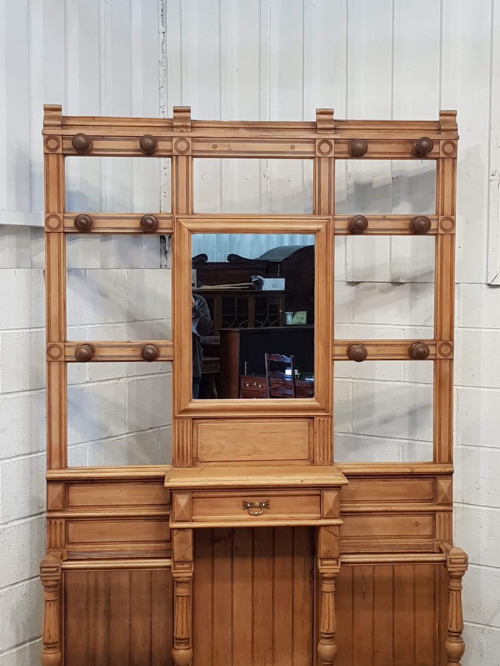 EXCELLENT LARGE VICTORIAN PINE AND WALNUT HALLSTAND C1880 View V