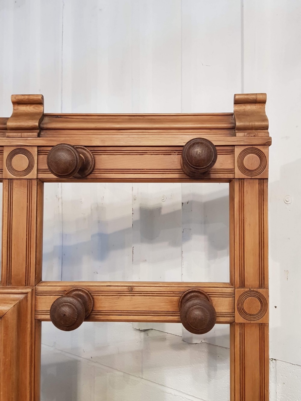 EXCELLENT LARGE VICTORIAN PINE AND WALNUT HALLSTAND C1880 View VI