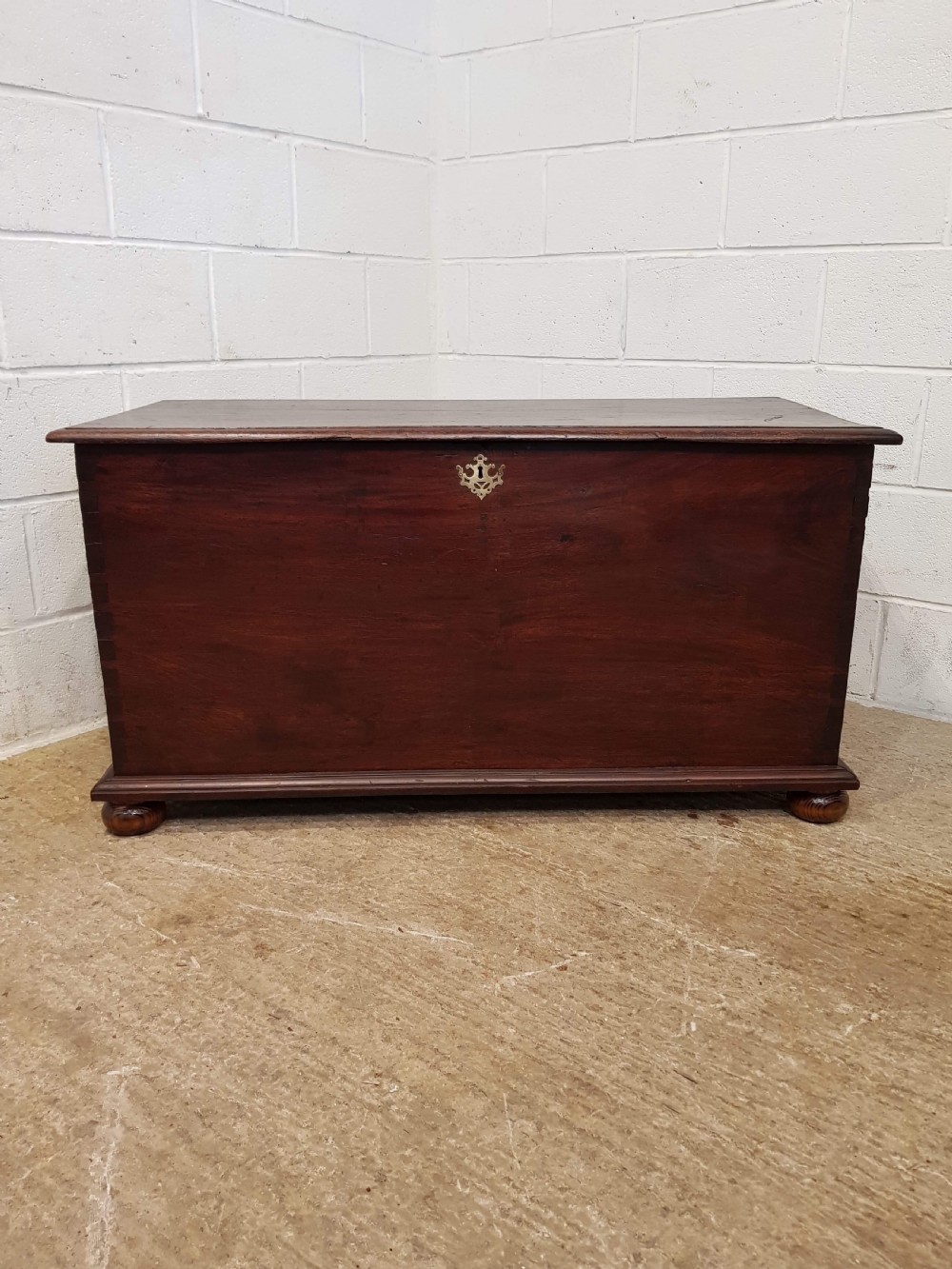 ANTIQUE EIGHTEENTH CENTURY PERIOD MAHOGANY BOX COFFER C1780 View V