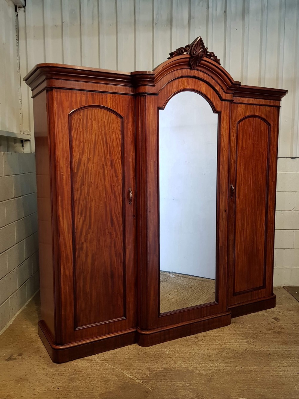 ANTIQUE VICTORIAN MAHOGANY BREAKFRONT TRIPLE WARDROBE C1860 View II