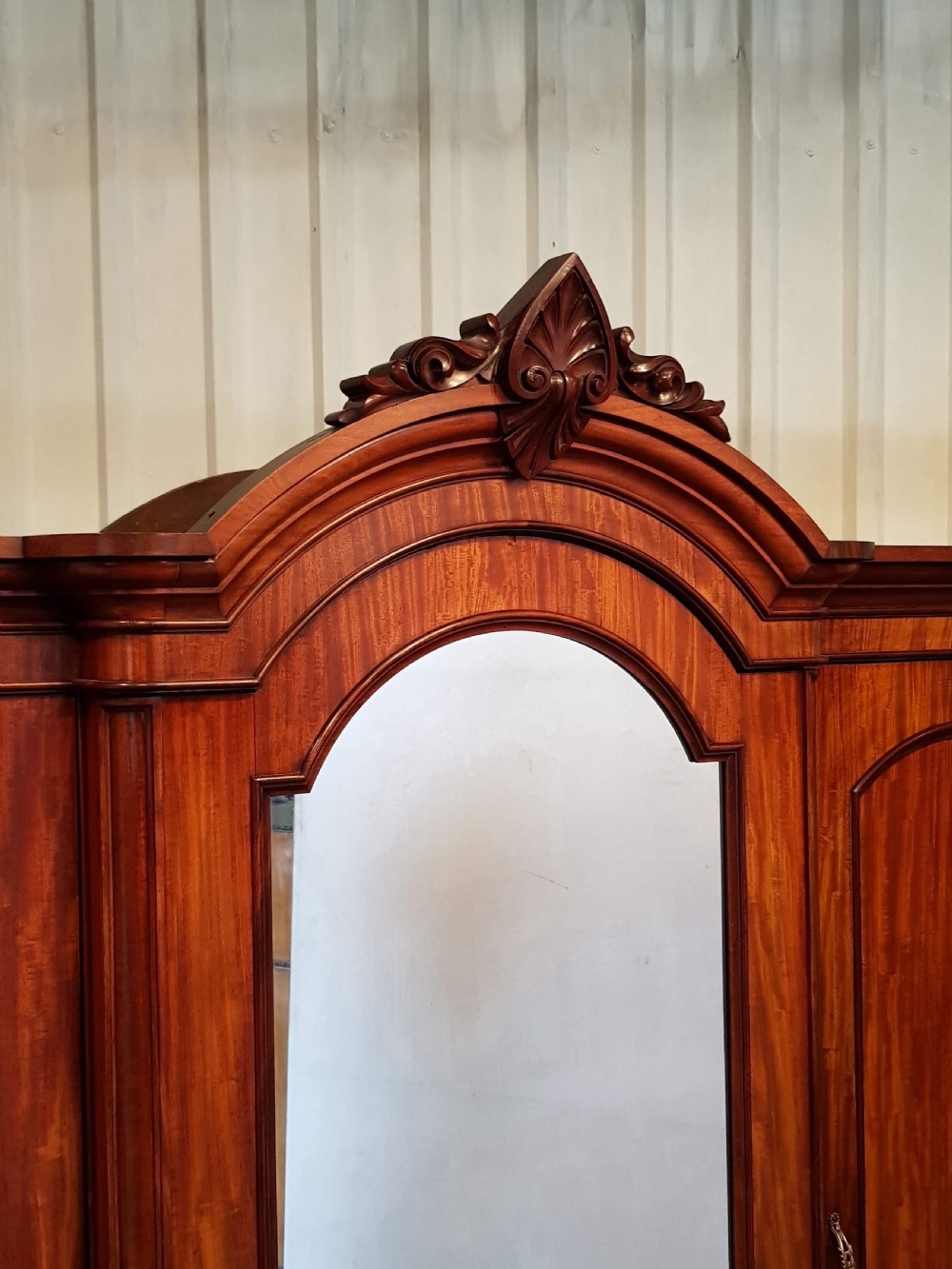 ANTIQUE VICTORIAN MAHOGANY BREAKFRONT TRIPLE WARDROBE C1860 View VII