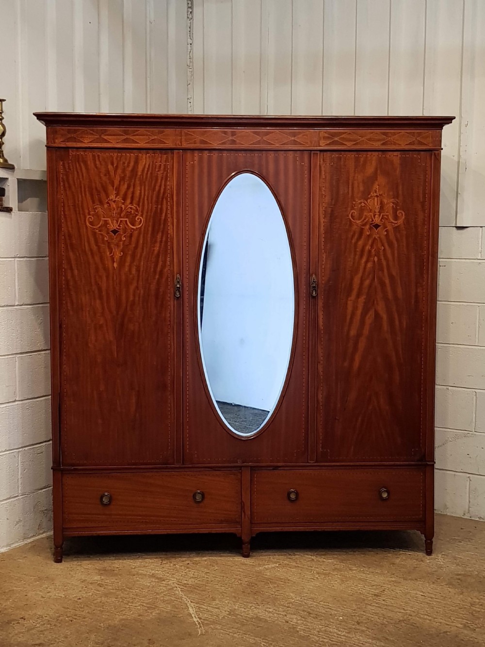 ANTIQUE EDWARDIAN MAHOGANY INLAID TRIPLE WARDROBE C1900 View IV