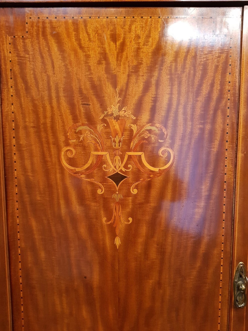 ANTIQUE EDWARDIAN MAHOGANY INLAID TRIPLE WARDROBE C1900 View VII