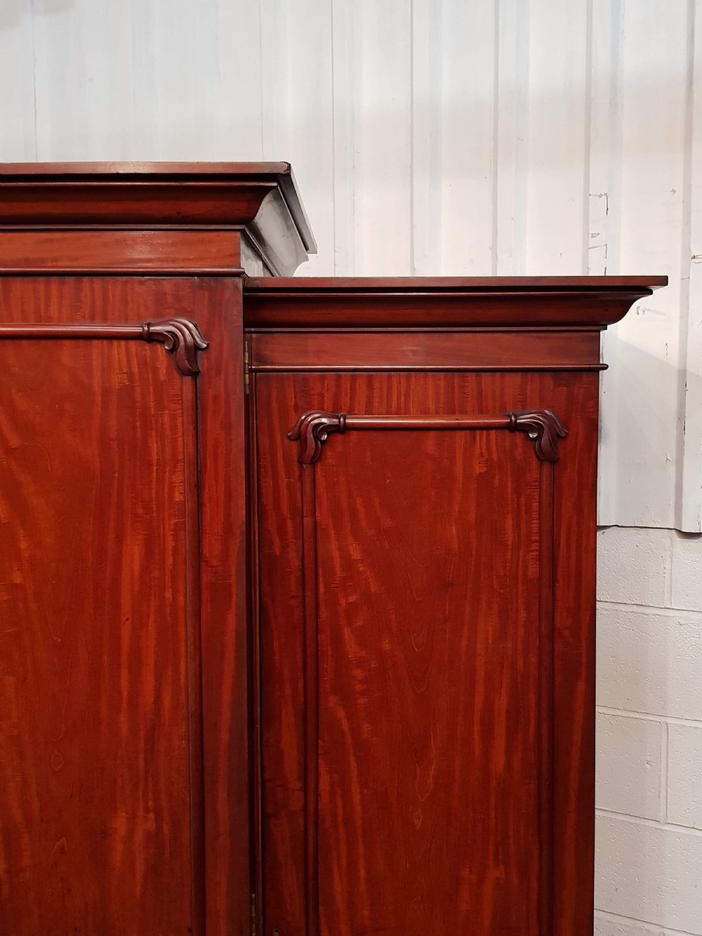 ANTIQUE VICTORIAN MAHOGANY FOUR DOOR BREAKFRONT WARDROBE  COMPACTUM C1880 View II