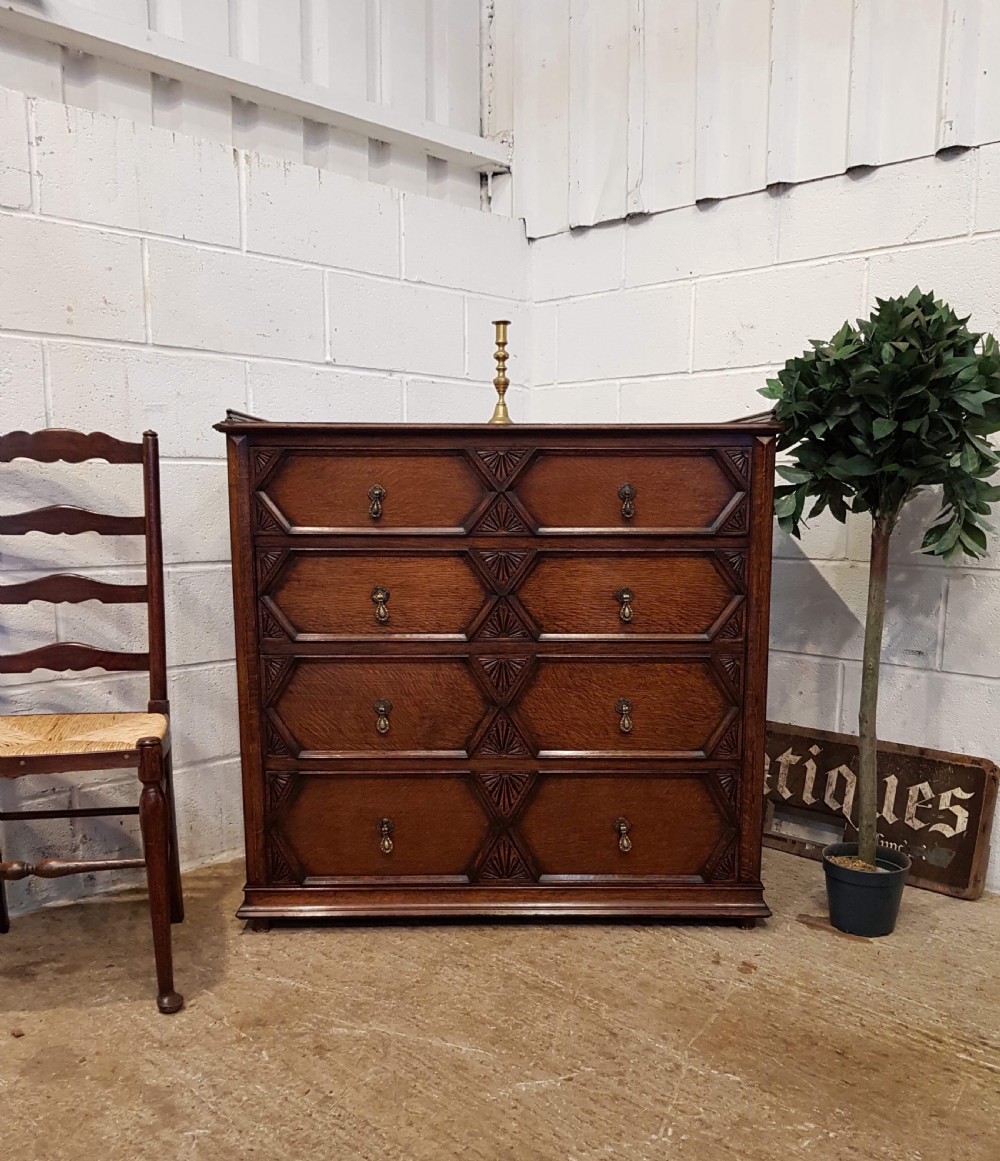 ANTIQUE OAK GEOMETRIC CHEST OF DRAWERS C1920