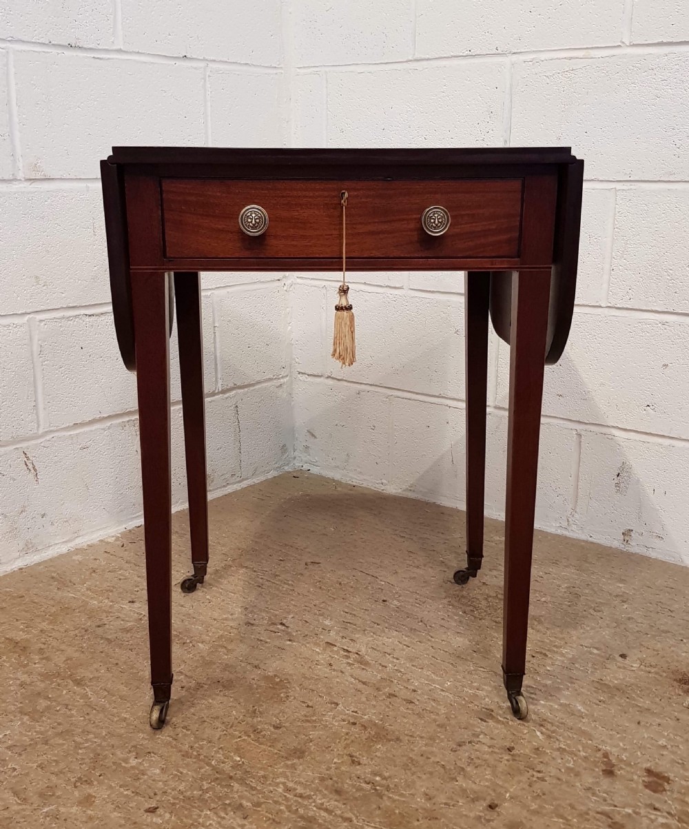 ANTIQUE REGENCY MAHOGANY DROP LEAF SIDE TABLE C1820 View V