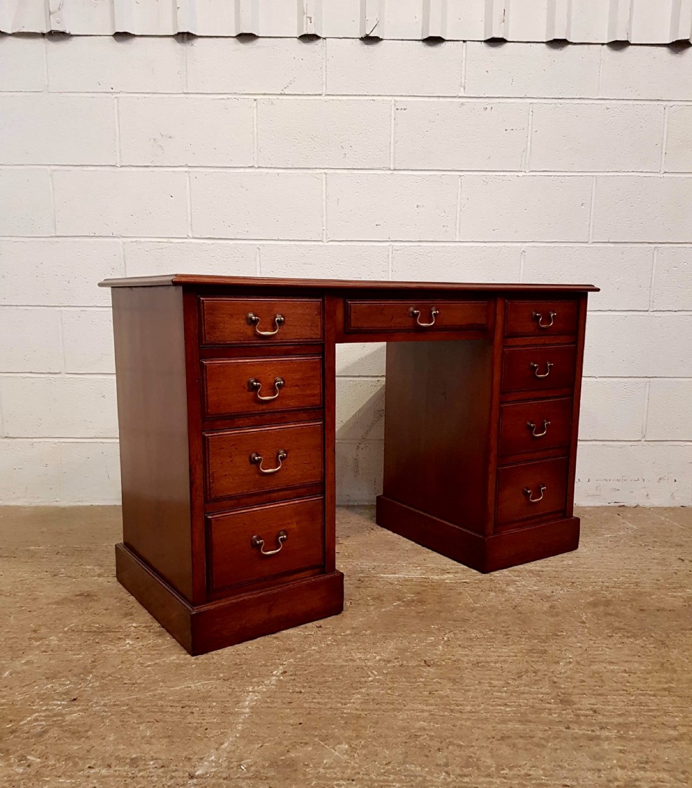 ANTIQUE VICTORIAN MAHOGANY TWIN PEDESTAL DESK C1890 View V