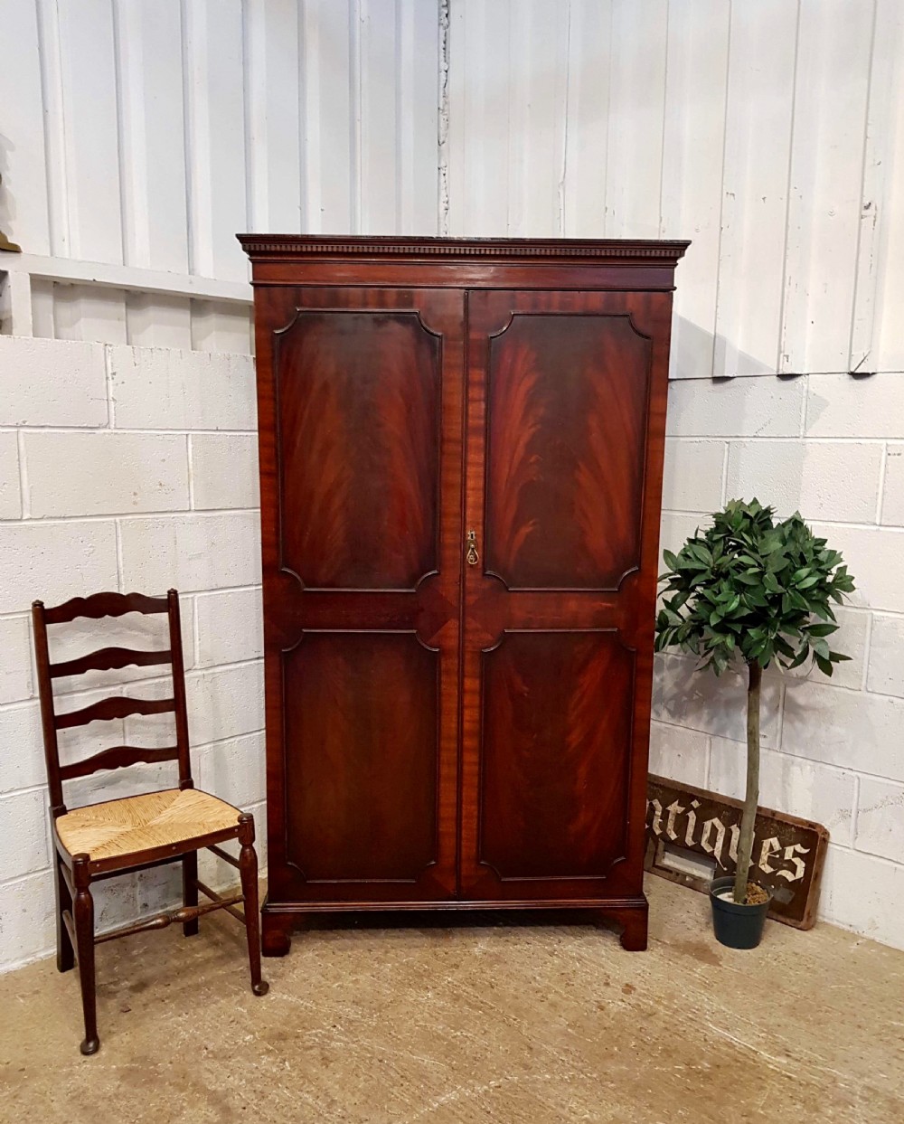 ANTIQUE EDWARDIAN MAHOGANY SMALL DOUBLE WARDROBE C1900