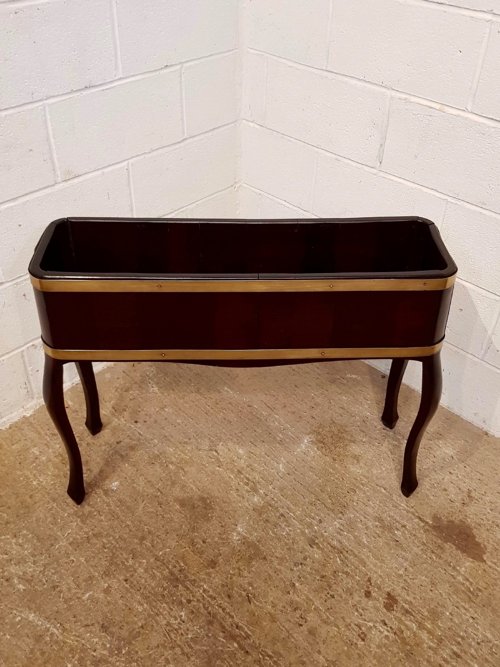 ANTIQUE LATE 19TH CENTURY DUTCH CUBAN MAHOGANY PLANTER C1890 View V
