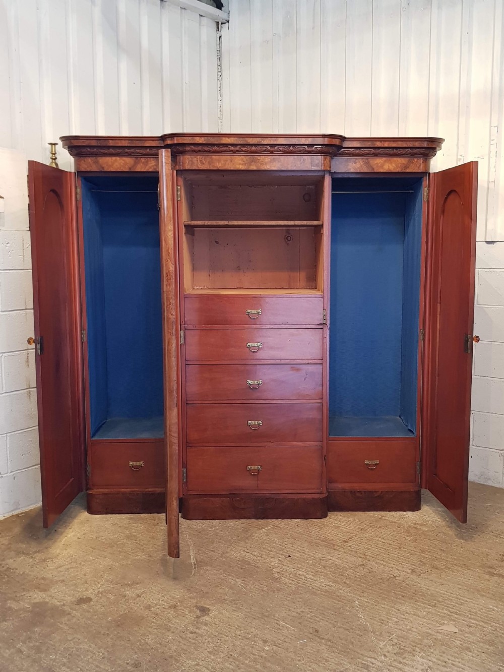 ANTIQUE VICTORIAN BURR WALNUT BREAKFRONT TRIPLE WARDROBE C1880 View IV