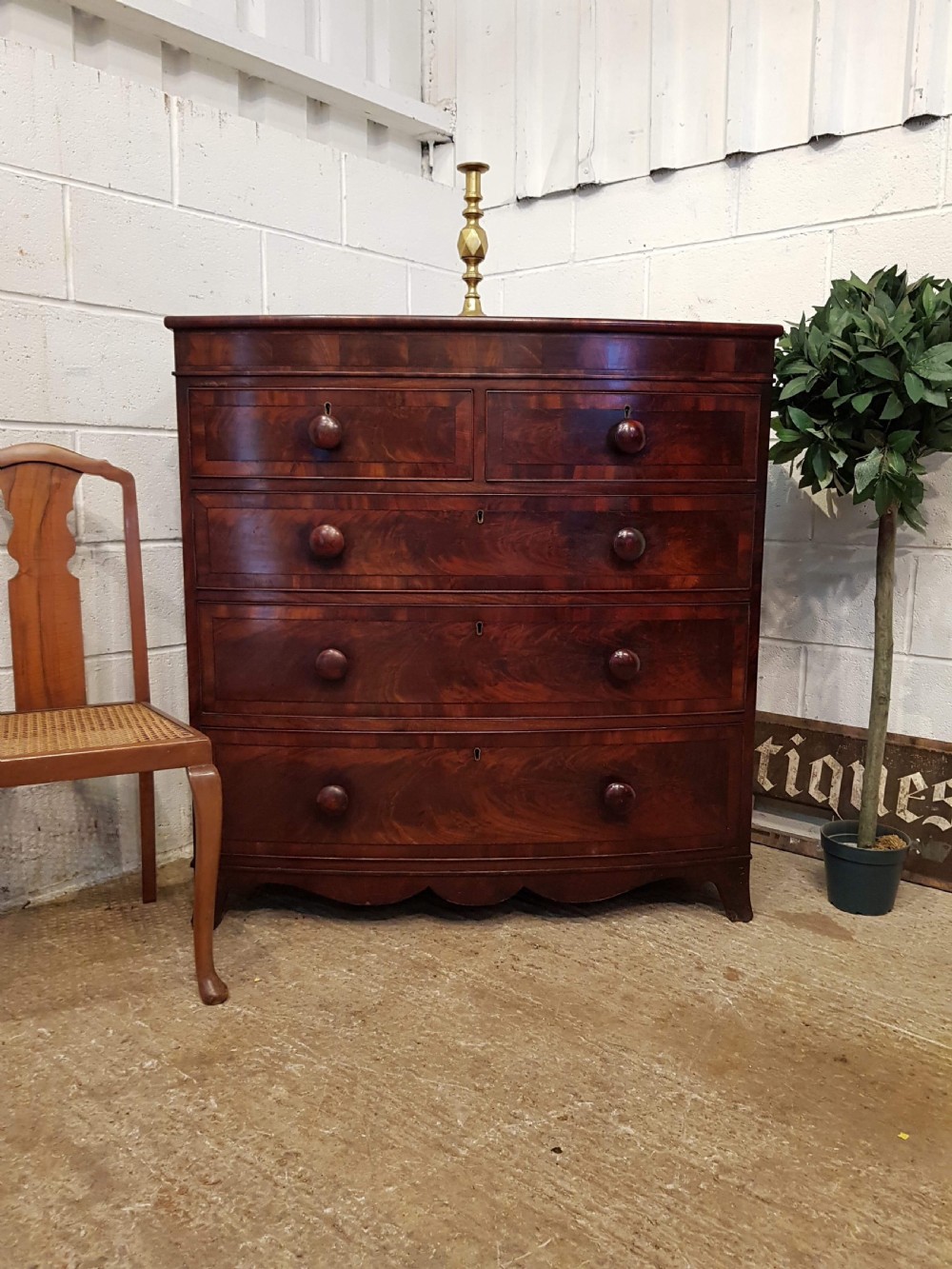 ANTIQUE REGENCY MAHOGANY BOW FRONT CHEST OF DRAWERS C1820