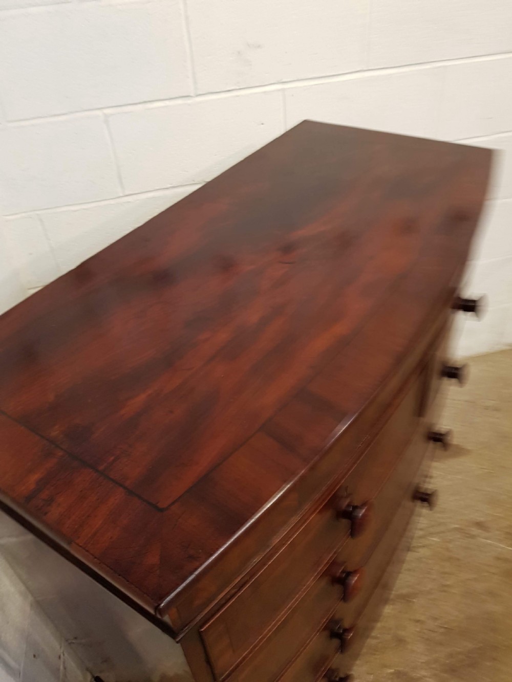ANTIQUE REGENCY MAHOGANY BOW FRONT CHEST OF DRAWERS C1820 View II
