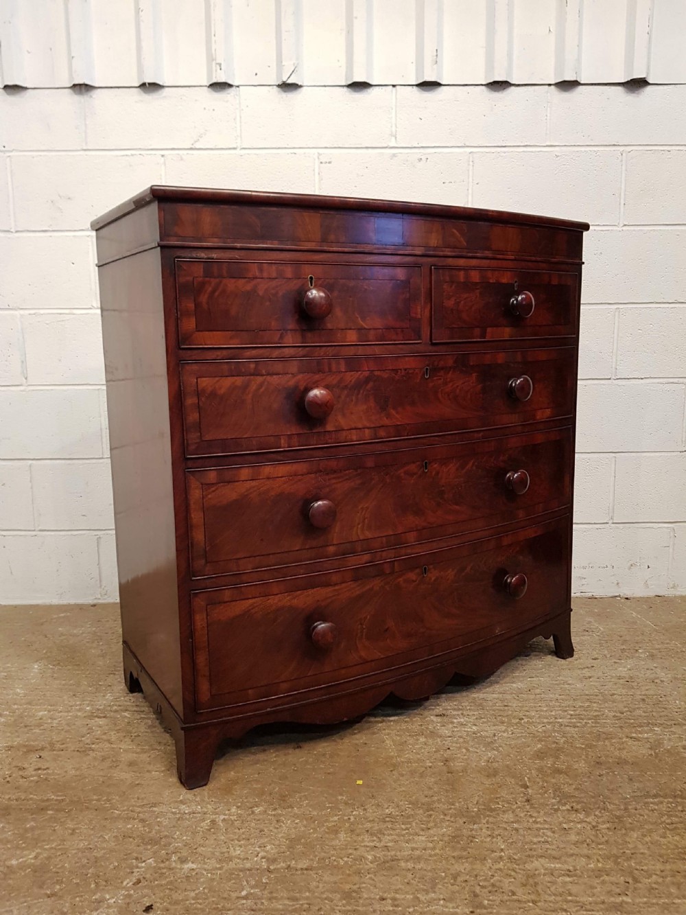 ANTIQUE REGENCY MAHOGANY BOW FRONT CHEST OF DRAWERS C1820 View V